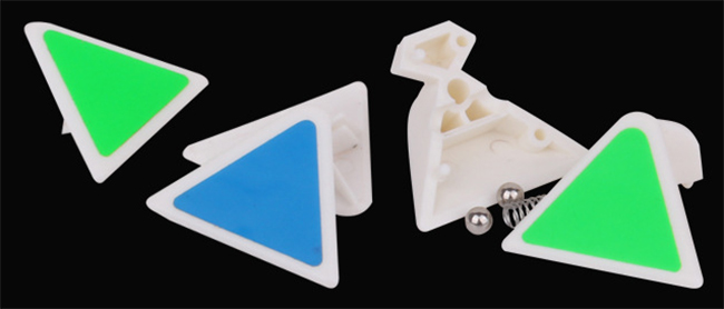 YuXin Little Magic Pyraminx Stickerless Magic Cube